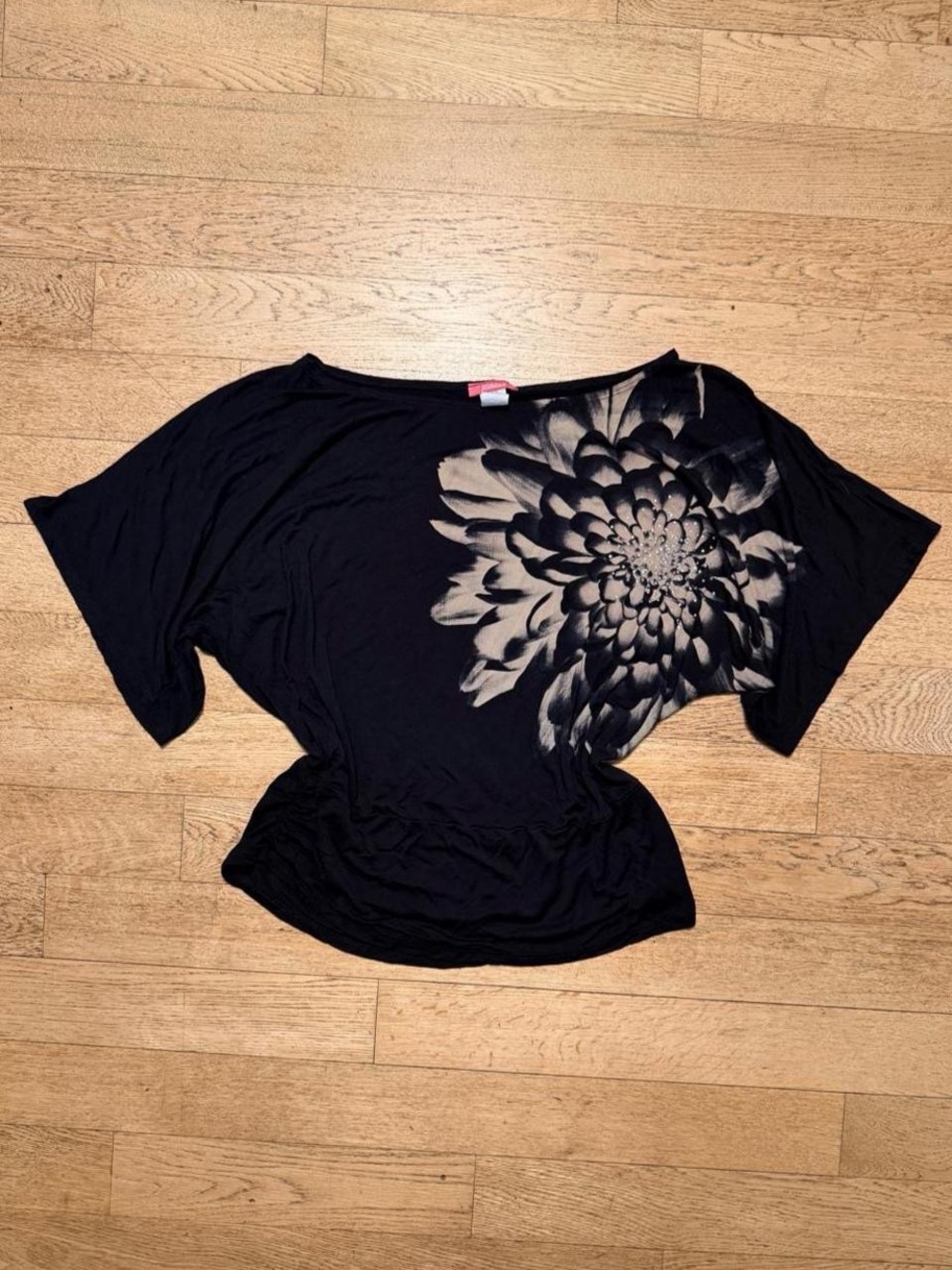 Libian Black Short-Sleeve Dolman Top with Cream Floral Print